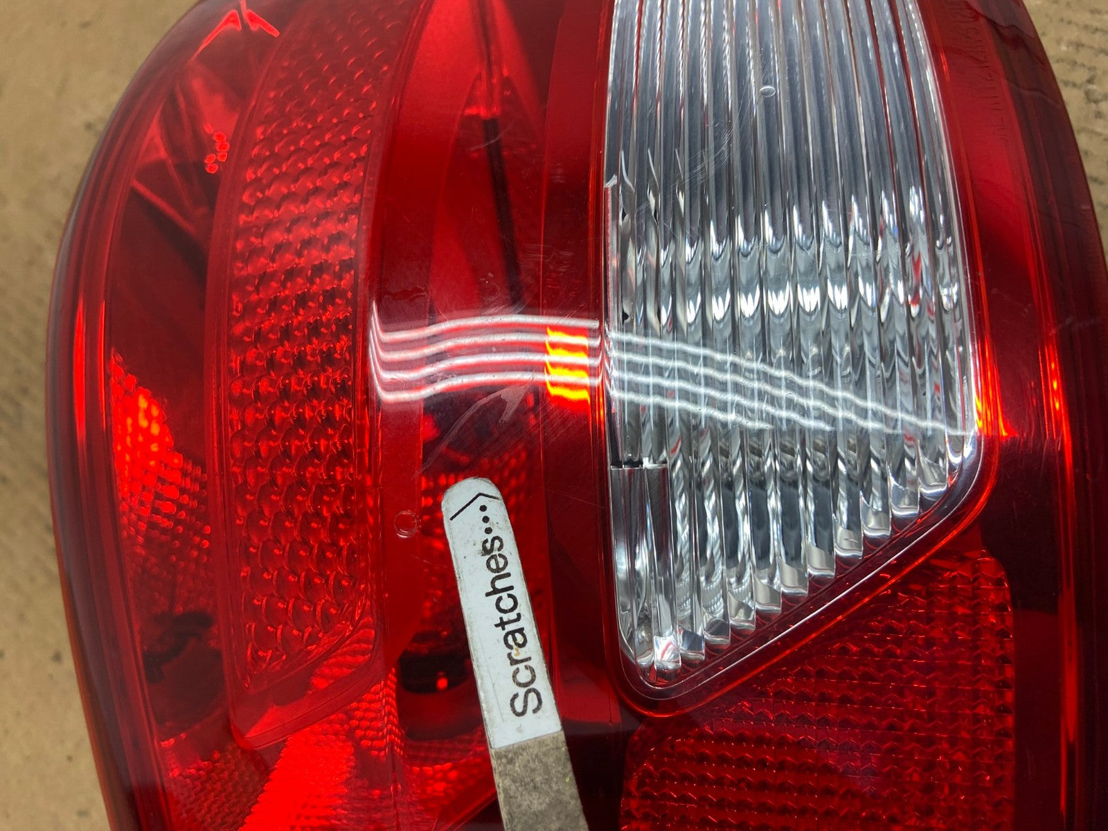 2011-2013 Jeep Grand Cherokee Left Driver Side Lh Tail Light AE0647 LK3
