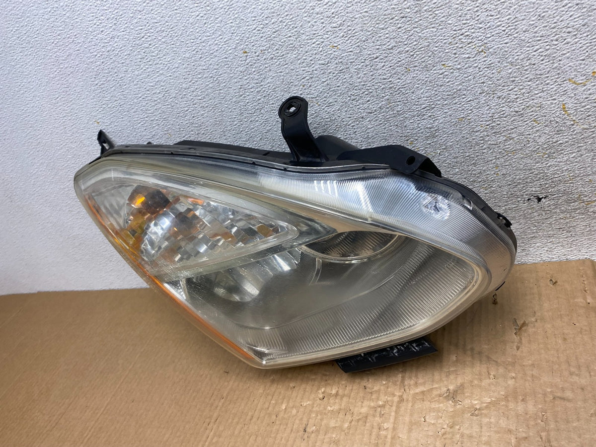 2009-2013 Nissan Rogue Right Passenger Halogen Headlight AI6513 DW1