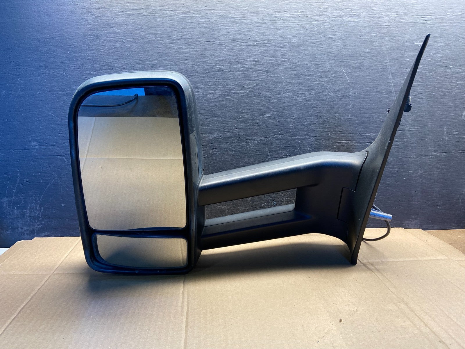 2007 to 2017 Mercedes-Benz Sprinter Left Driver View Door Mirror AD1798 DG8