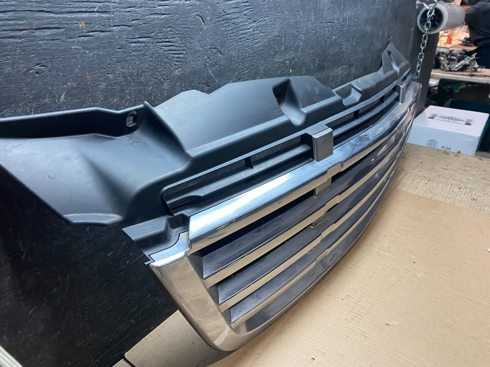 2009 to 2011 Freightliner Sprinter Front Upper Chrome Grill Grille W5930 DG2