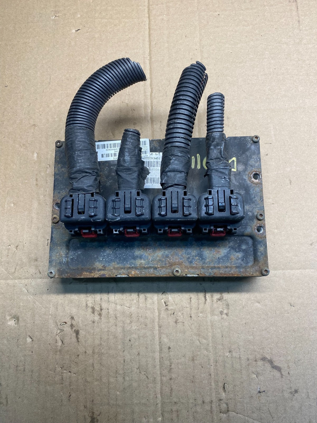 2010 Dodge Caravan Town & Country Engine Computer ECU OEM AB4235 DG0