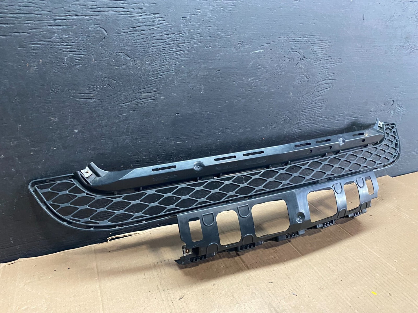 2007 to 2010 Mercedes X164 GL450 GL Front Lower Bumper Grill Grille D3266 DG11