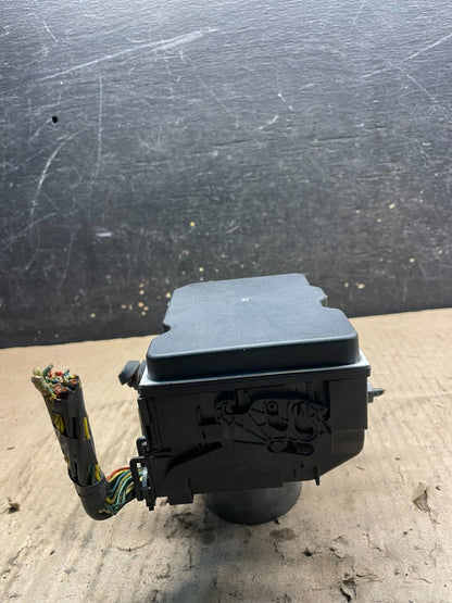 2005 - 2009 Land Rover LR3 ABS Anti Lock Brake Pump Module t7538 DG2