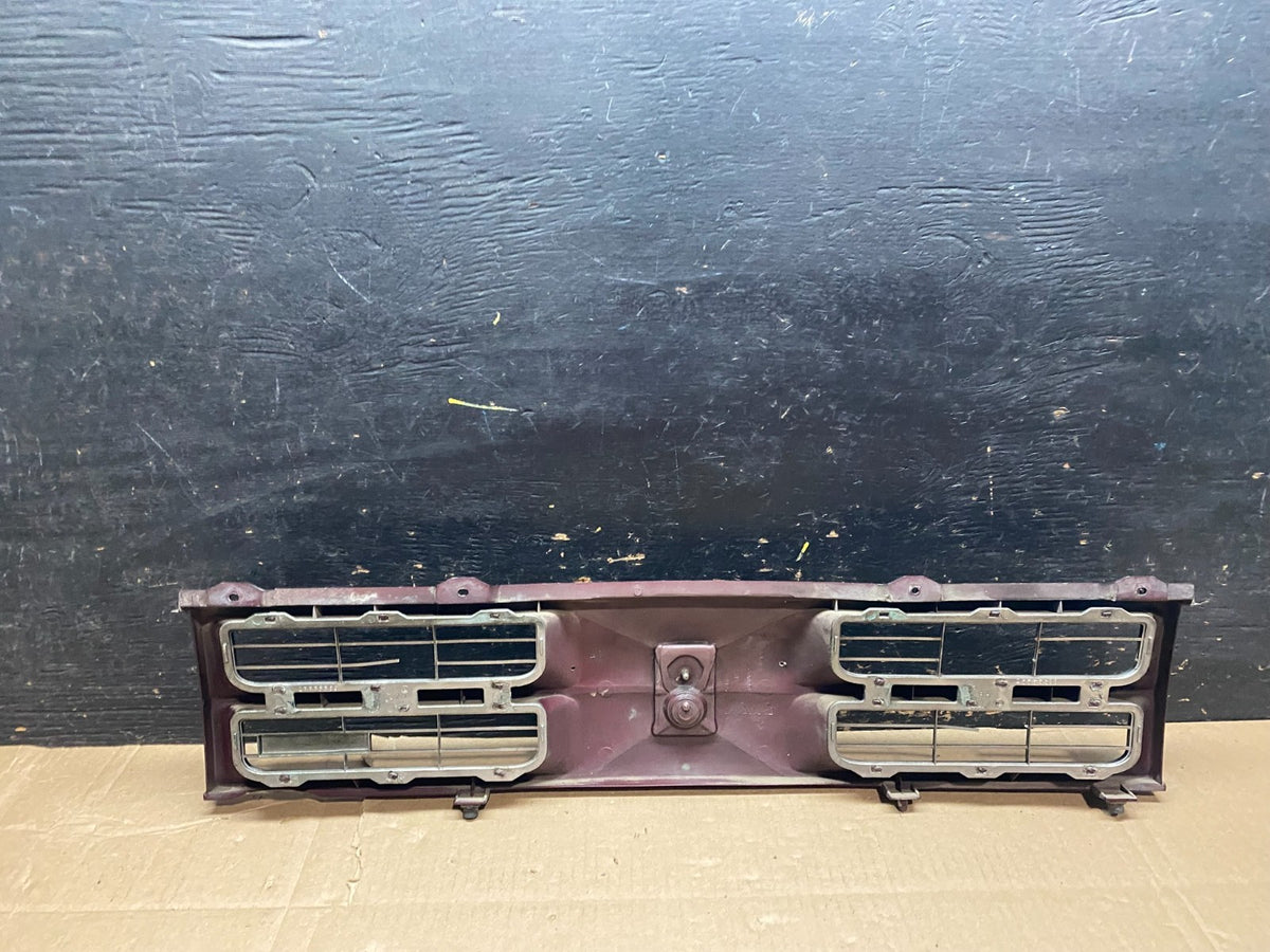1988 to 1991 Oldsmobile 88 Eighty Eight Front Upper Grill Grille U0078 DG9