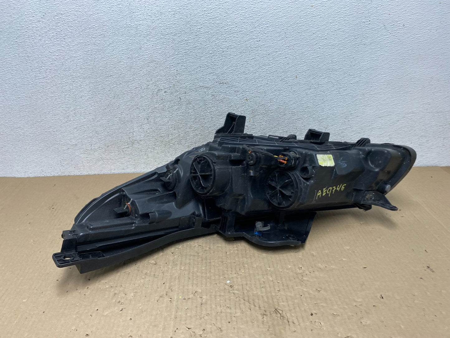 2015-2017 Hyundai Sonata Right Passenger RH Side Halogen Headlight AE9746 DW6