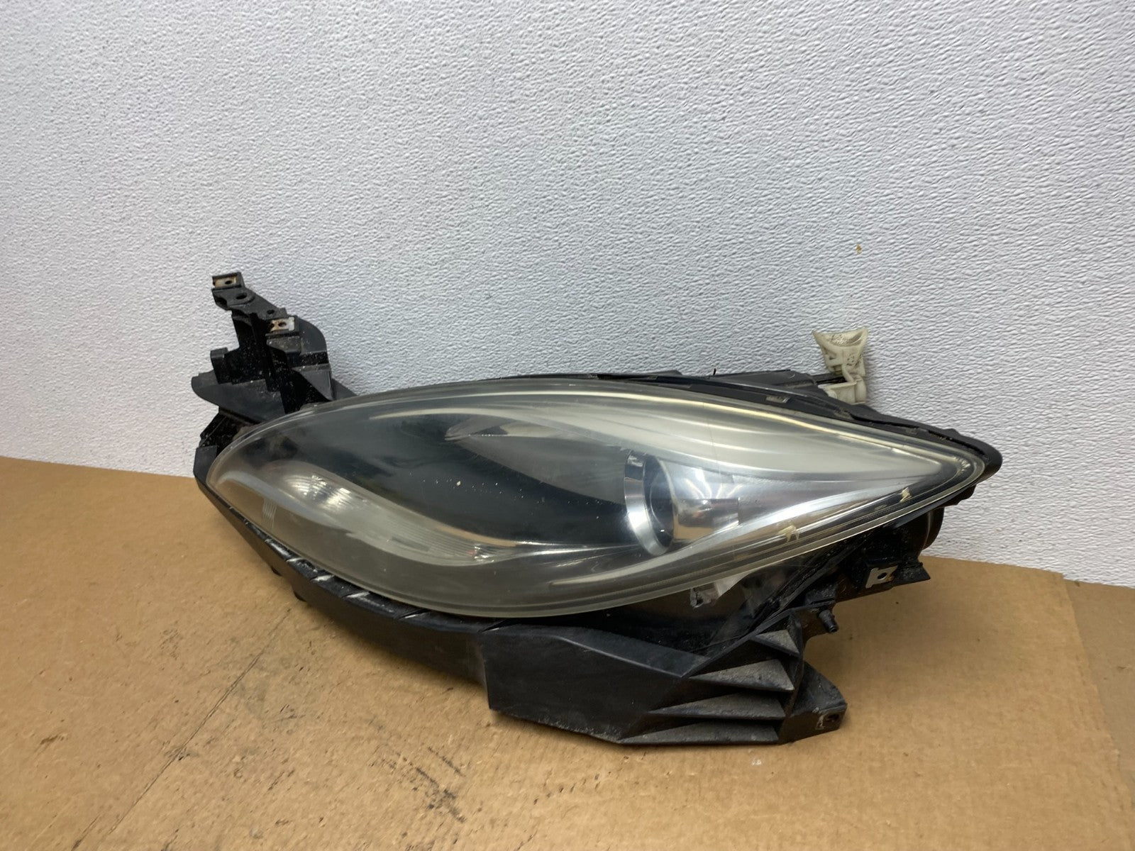2011 - 2013 Mazda 6 Left Driver LH Side Halogen Headlight Oem AC3290 DW1