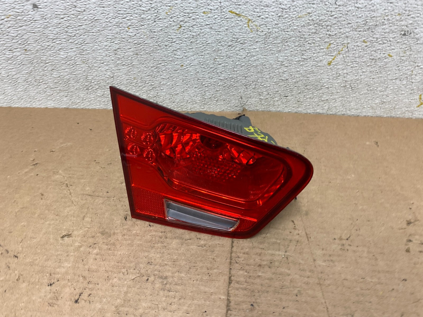 2010 to 2013 Kia Forte Left Driver LH Side Tail Light Inner Oem P2675 DW1