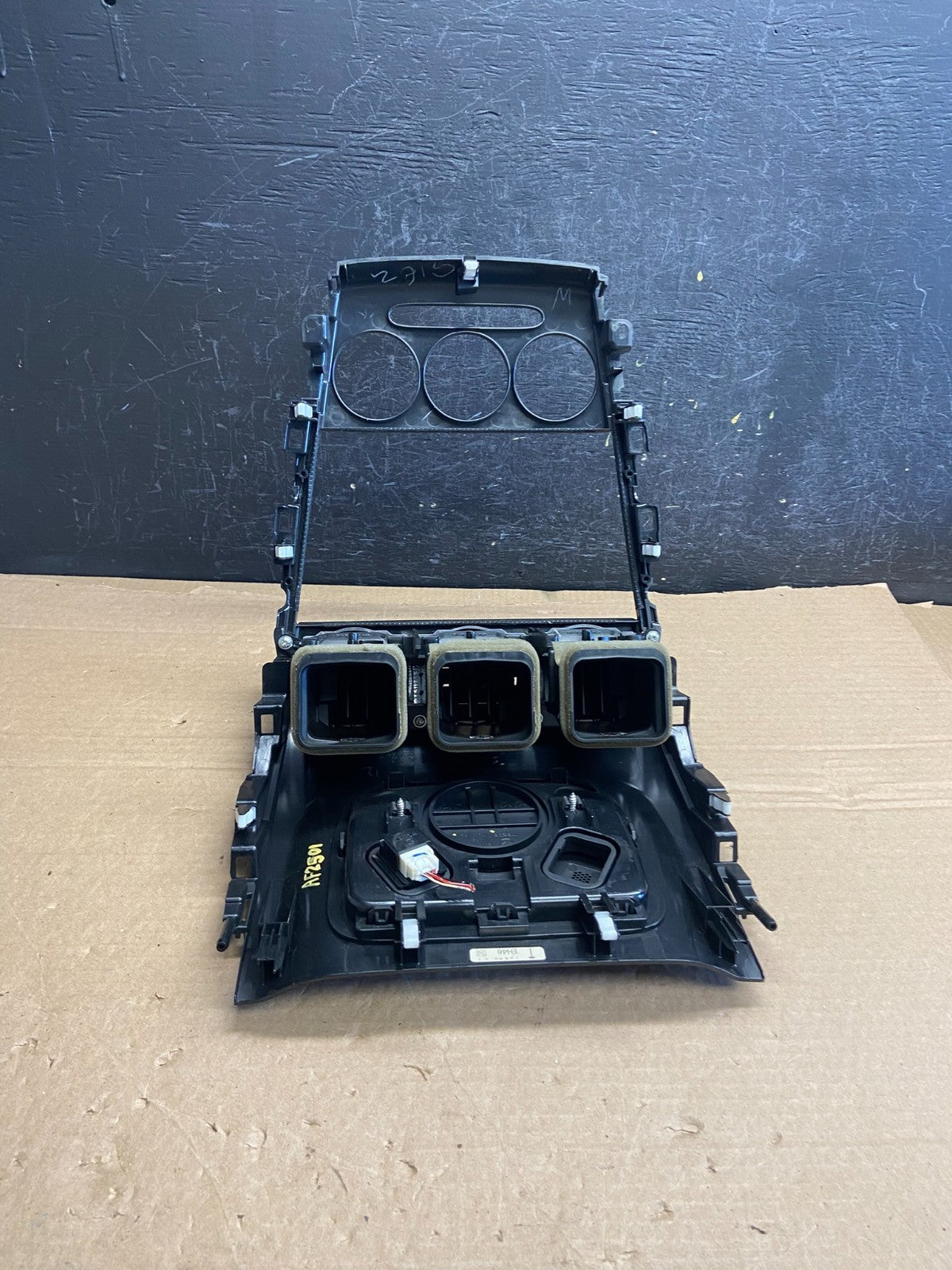 2010 2011 2012 Mazda CX-7 Center Dash Radio Bezel Trim AF2501 DG4