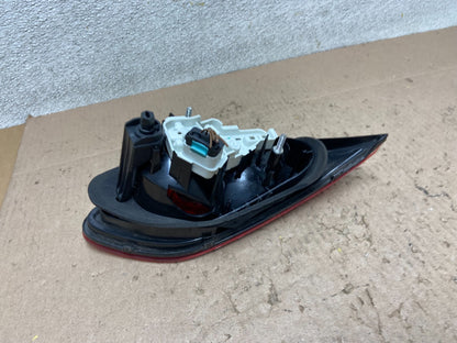 2009-2012 Volkswagen CC Right Passenger RH Side Tail Light Inner Trunk Z6479 DW4