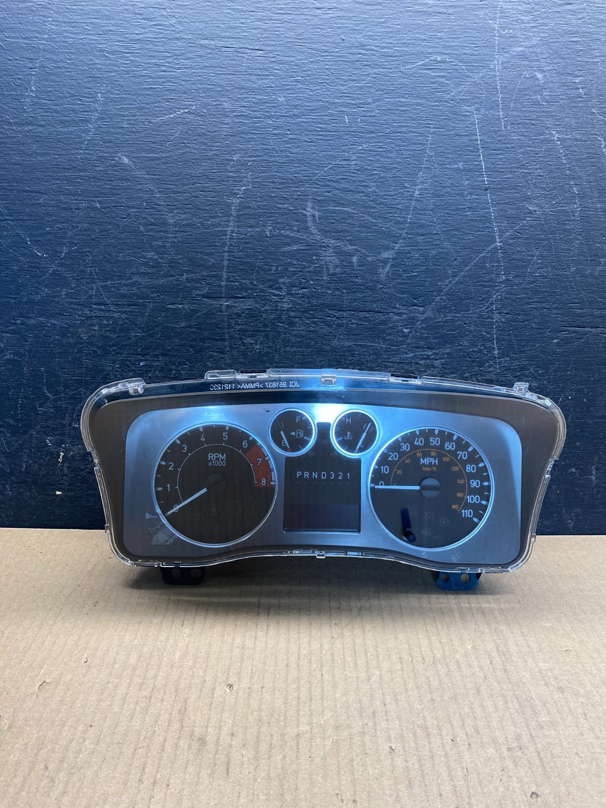 2006 to 2010 Hummer H3 Dash Cluster Gauge Speedometer AG3954 DW0