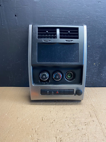 2008 to 2012 Jeep Liberty Dash Climate Temperature Control Radio Bezel AE4156 DG0