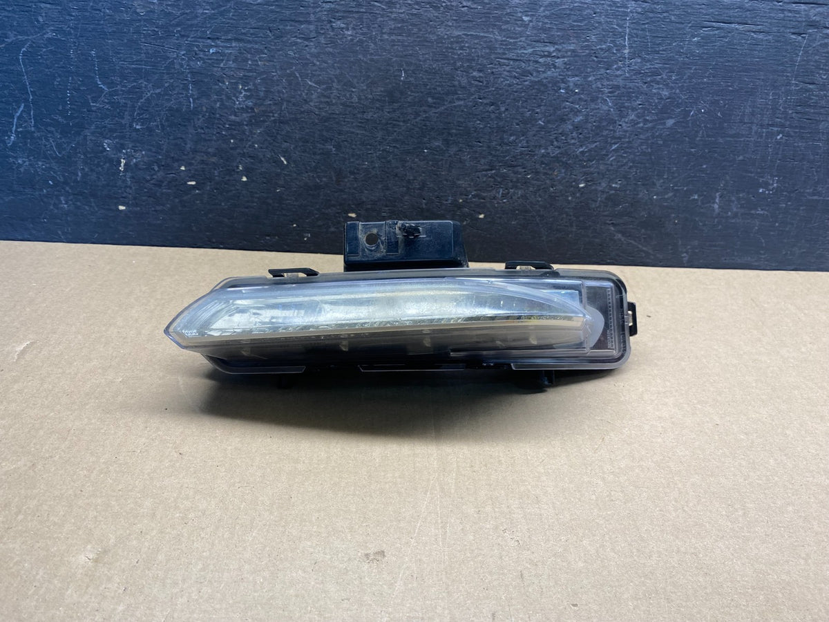 2013 to 2017 Buick Enclave Front Left Parking Lamp 20956919 AG40070
