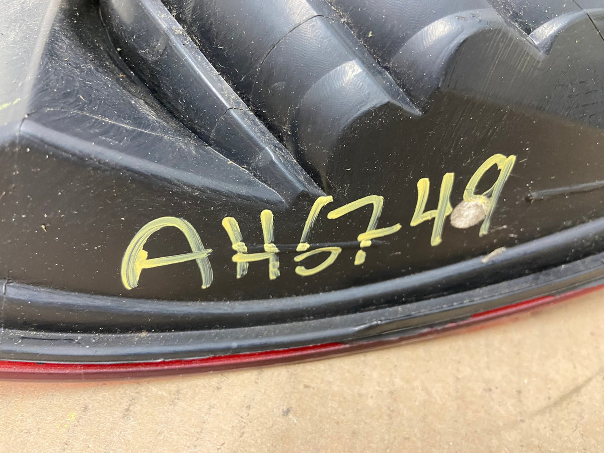 2011 2012 2013 2014 Ford Edge Right Passenger RH Side Tail light AH6749 LK6