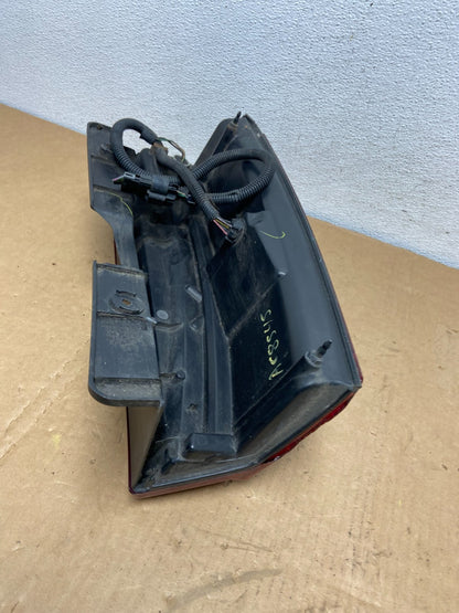 2007 to 2014 Cadillac Escalade Right Passenger RH Side Tail Light AC8545 DW7