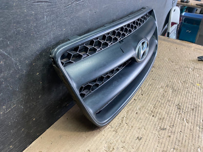 2007 to 2009 Hyundai Santa Fe Front Upper Grill Grille OEM S5781 DG2