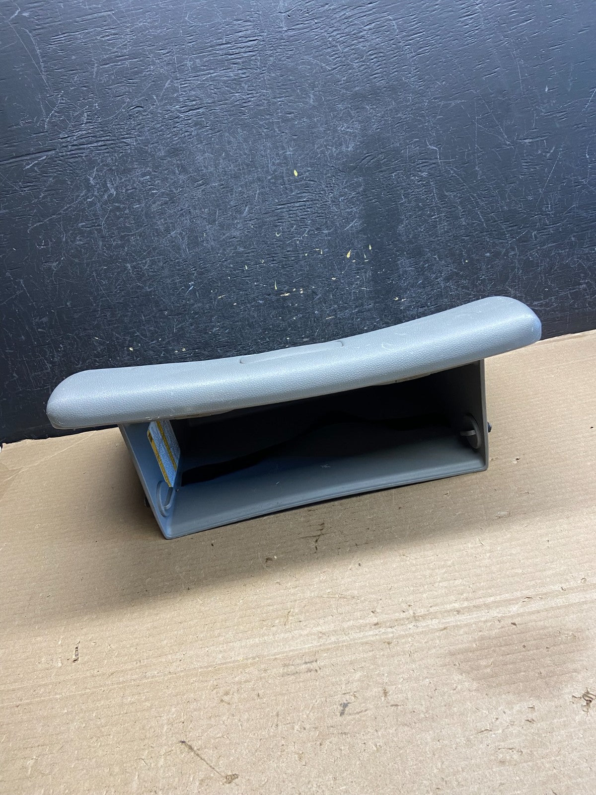 2008 to 2011 Ford Focus Front Right Passenger Storage Glove Box ah3540 DG3