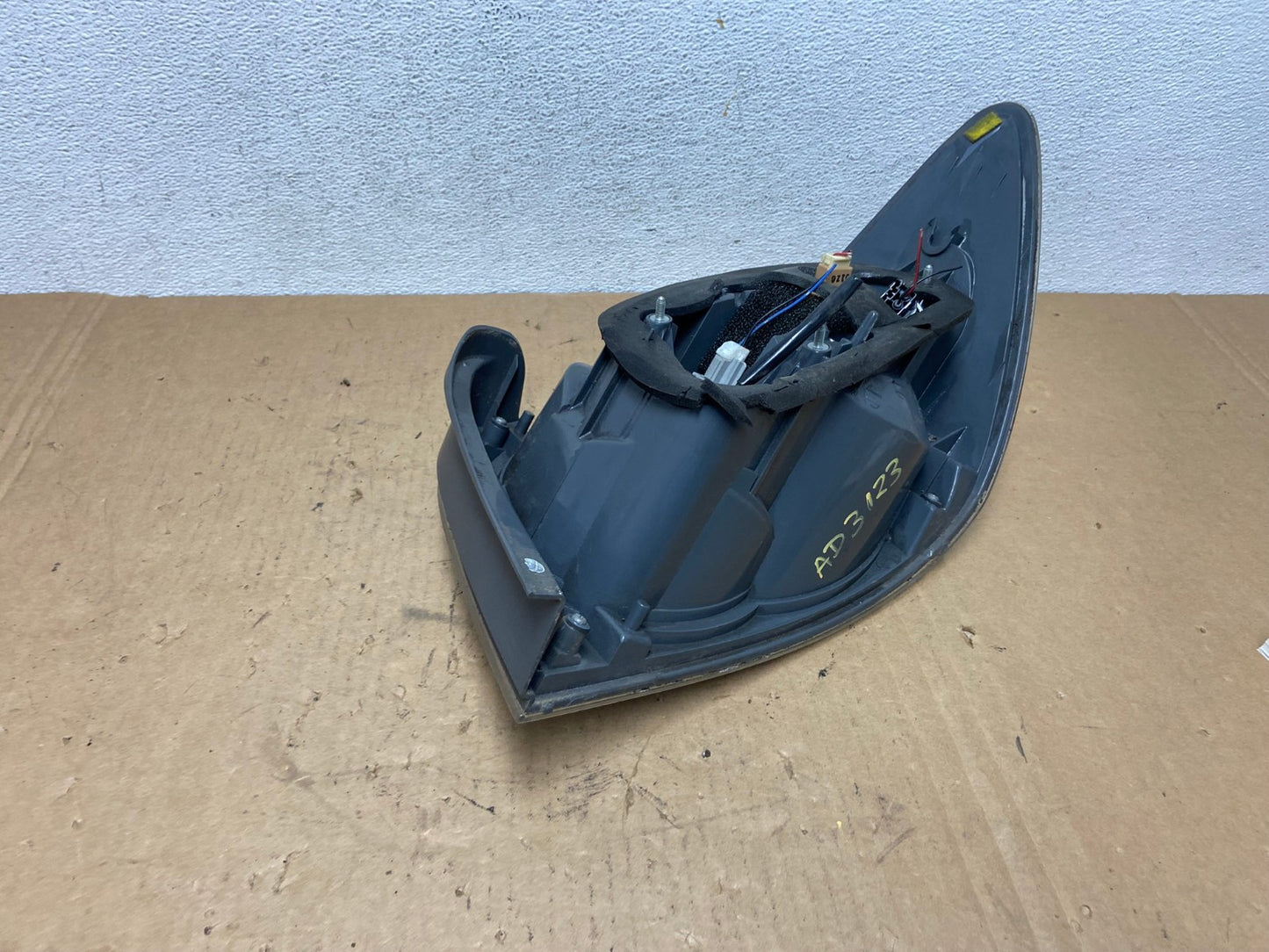 2007 2008 2009 Mazda CX-7 Left Driver Lh Side Tail Light AD3123 LK5
