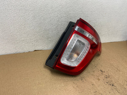 2011 2012 2013 2014 2015 Ford Explorer Right Passenger RH Tail light AG2485 LK2