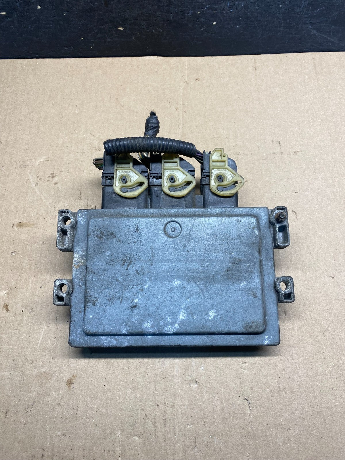 2012 to 2013 Ford Fiesta Engine Control Module Unit Ecu Ecm ag4043 DG1