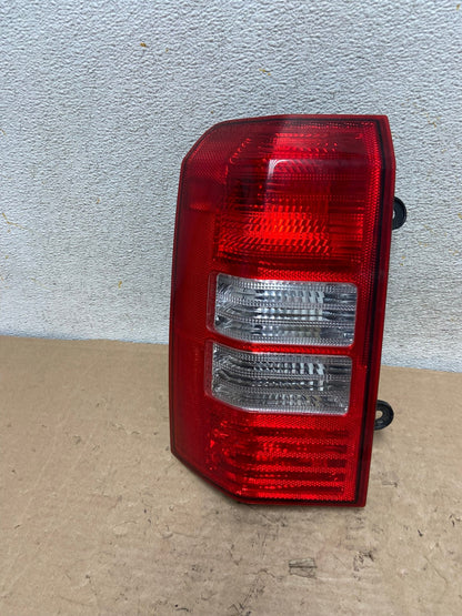 2008 to 2016 Jeep Patriot Left Lh Driver Side Tail Light AI1021 LK0