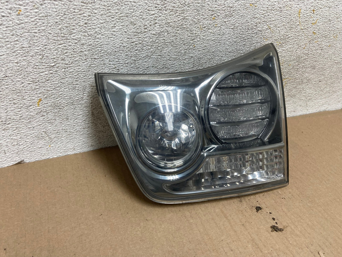 2006 to 2007 Lexus RX400H Right RH Side Inner Tail Light AH5697 LK1