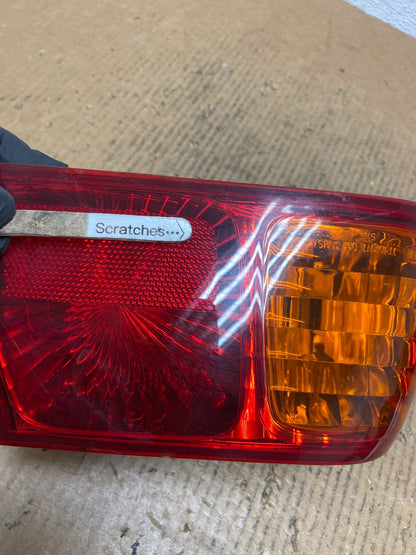 2000 to 2001 Toyota Camry Tail Light Left Driver Lh Side AE1549 LK3