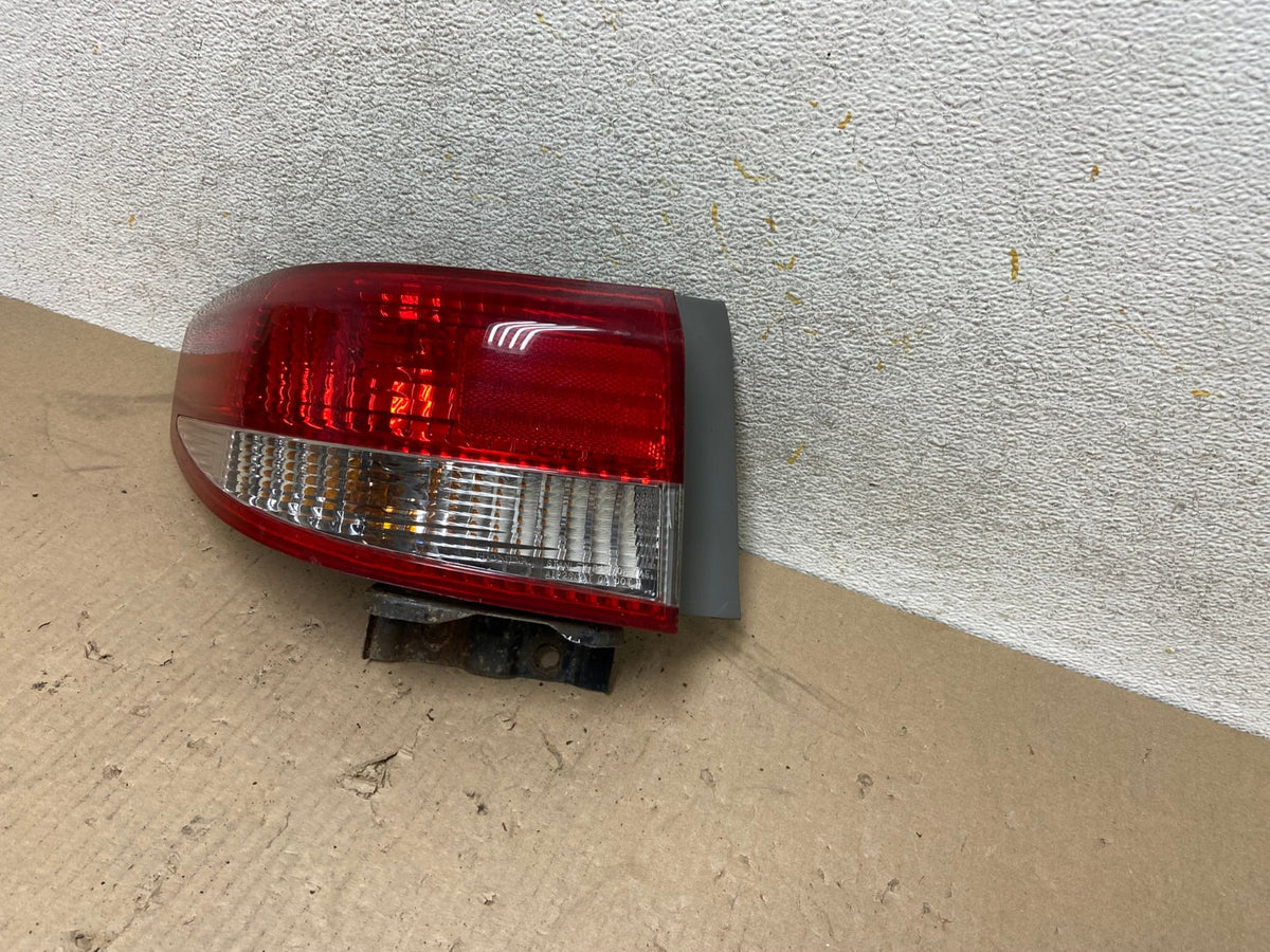2003 to 2004 Honda Accord Sedan Left Driver Lh Side Tail light AH6907 LK2