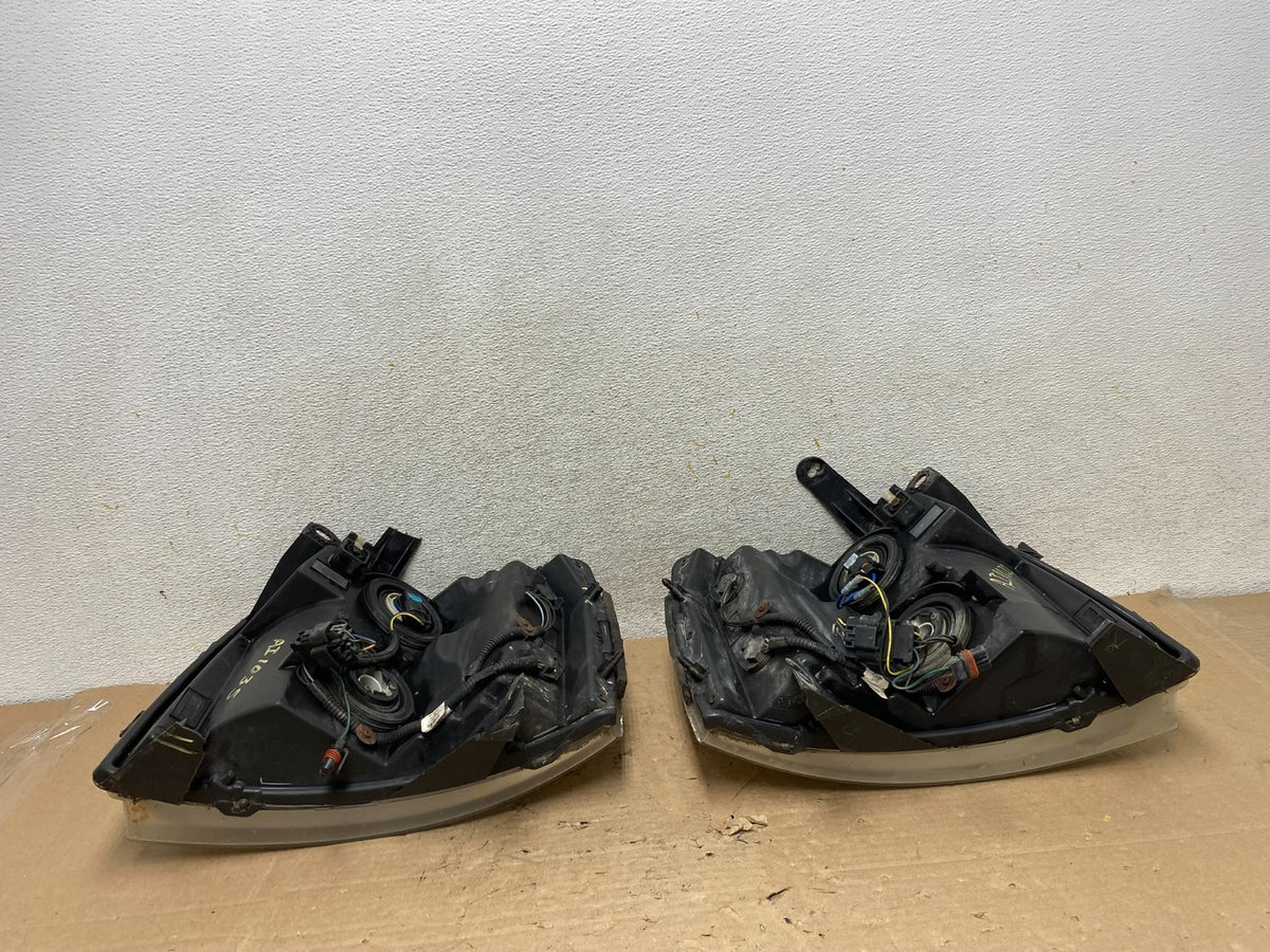 2007 to 2014 Chevrolet Silverado Left+Right Side Headlights AI1035 DW10