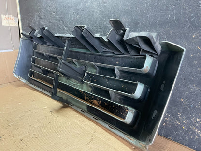 2007 to 2014 Ford Expedition Front Upper Chrome Grill Grille Oem AA6162 DG5