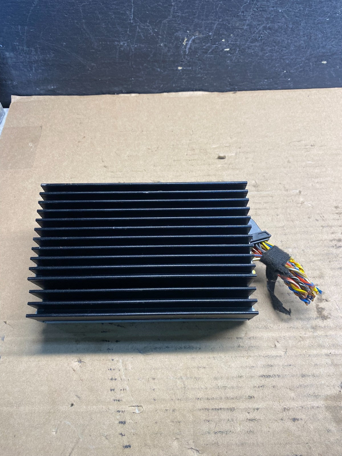 2007-2010 BMW X5 Top HiFi Lear Radio Audio Amplifier Amp ae2149 DG0