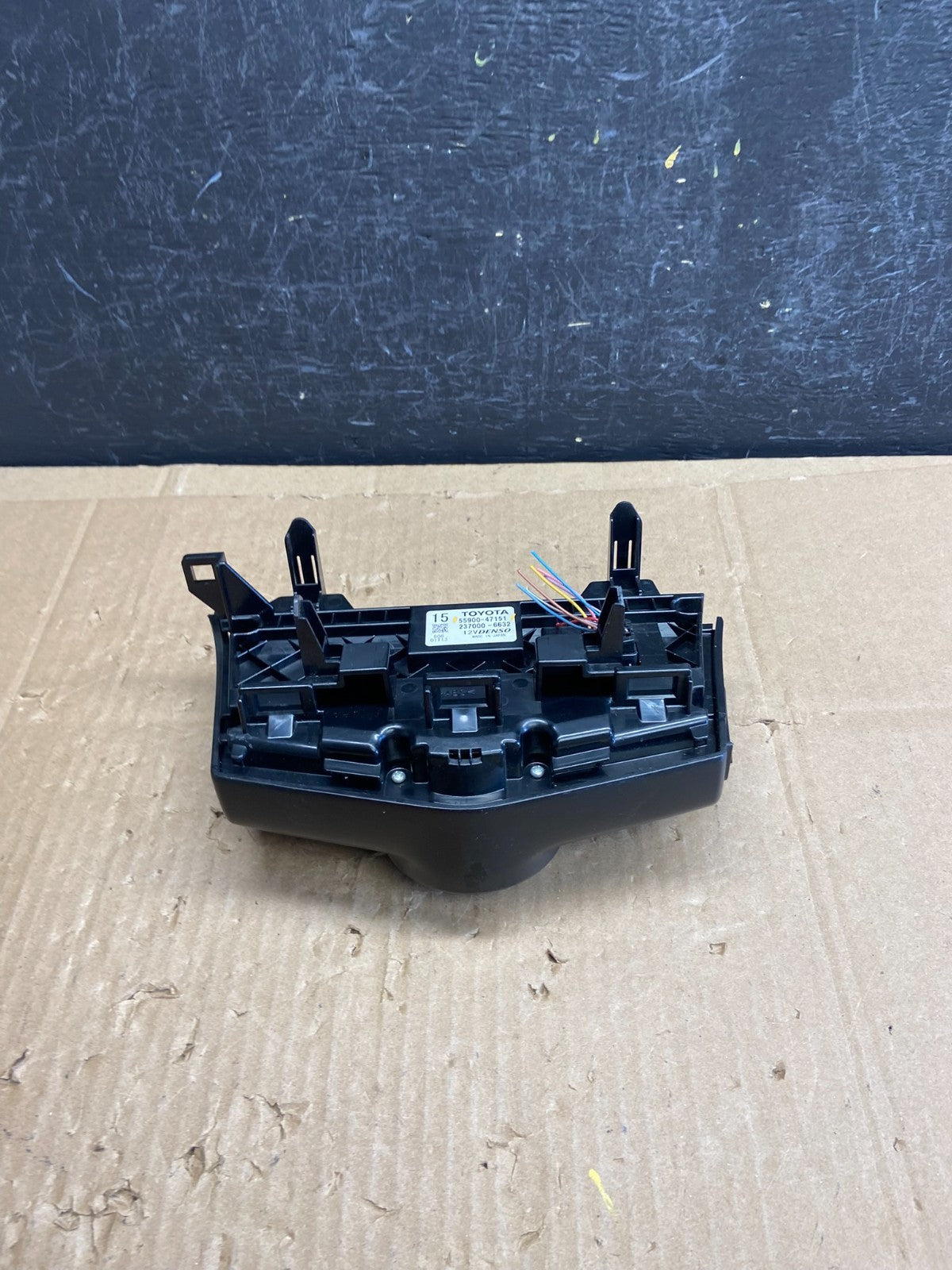 2015 to 2018 Toyota Prius V Heater Climate Control Unit Switch AD2305 DG3