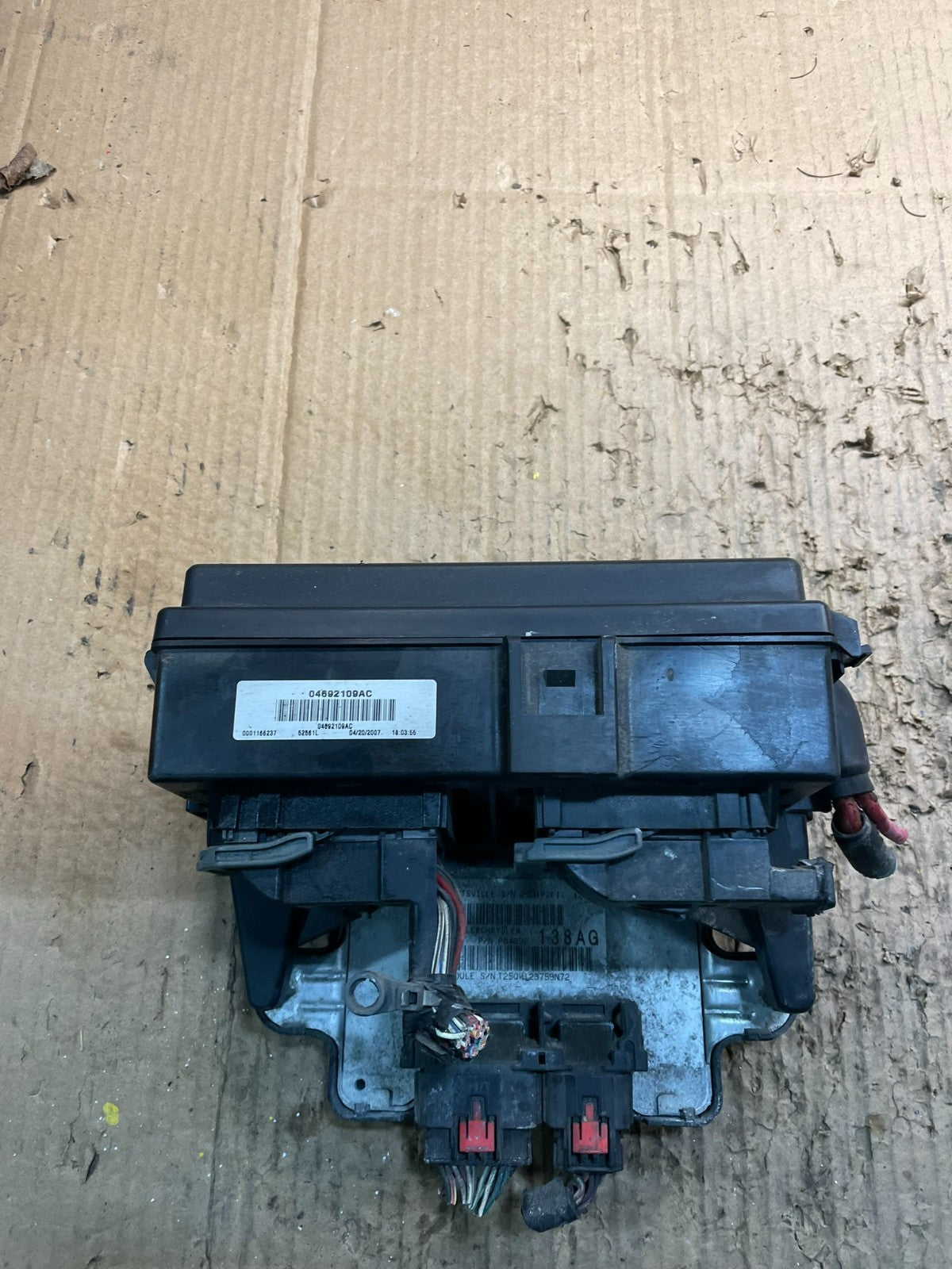 2007 Jeep Grand Cherokee Fuse Box BCM Body Control Module Oem x4292 DG2