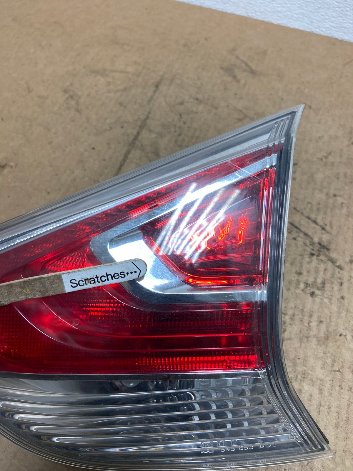 2014-2016 Nissan Rogue Right Passenger Side Tail Light Inner AC3350 LK3