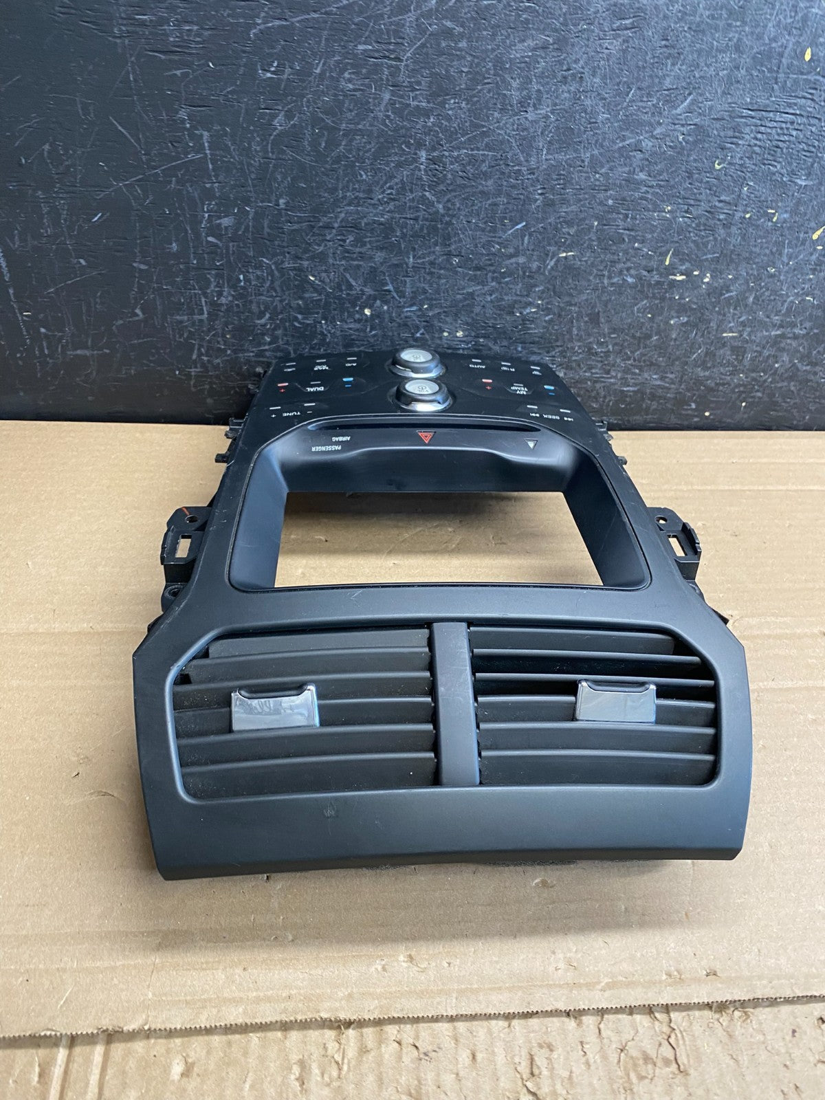 2011 to 2014 Ford Explorer Radio Climate Control Trim Bezel Panel AG0059 DG2