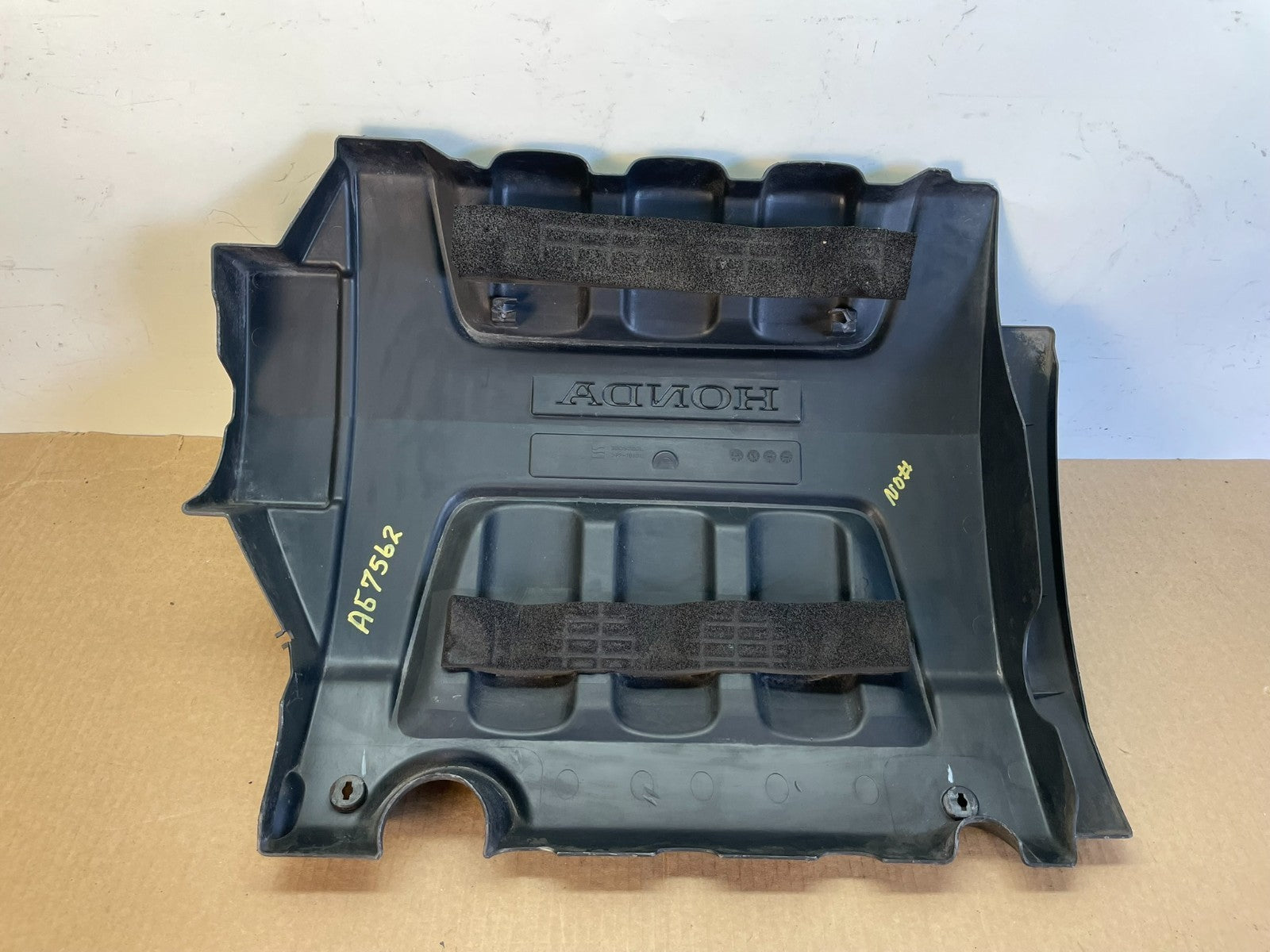 2005 to 2007 Honda Odyssey Black Engine Cover AG7562 DG3