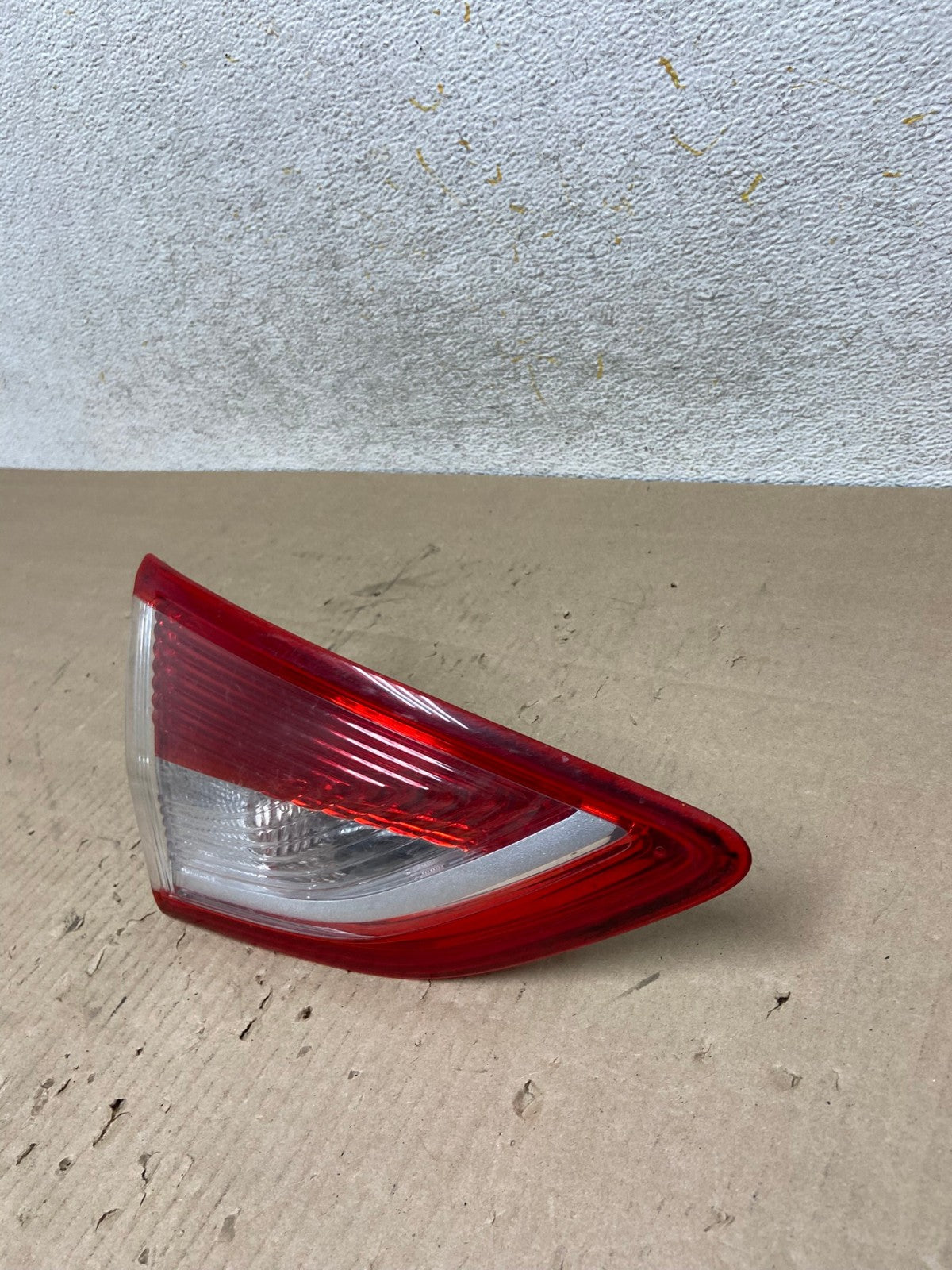 2013 to 2016 Ford Escape Left Driver LH Side Inner Tail Light AI2254 LK2