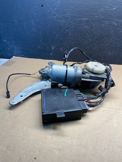 2009 to 2016 GMC Acadia Rear Trunk Liftgate Power Motor Actuator AE0188 DG3