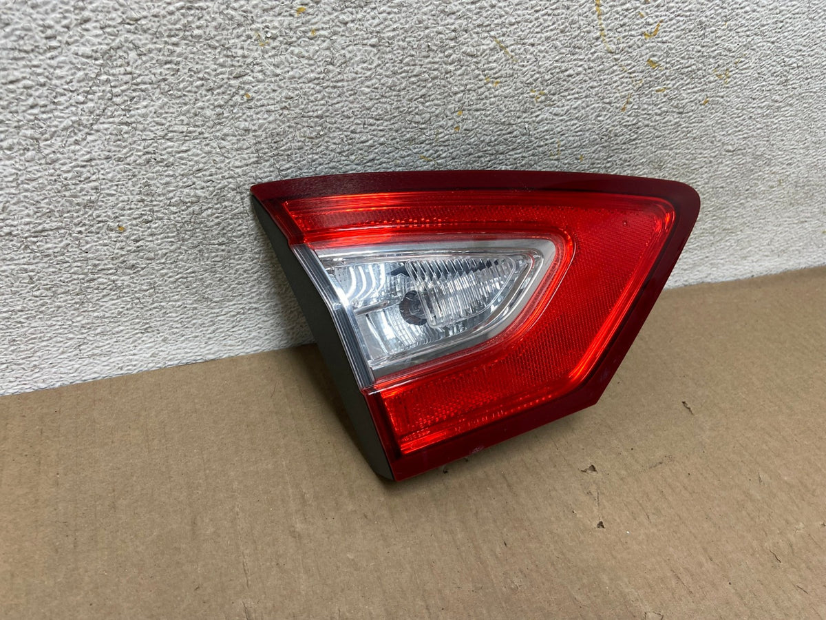 2013 to 2016 Ford Fusion Left Driver Side Tail Light Inner AH5805 LK1