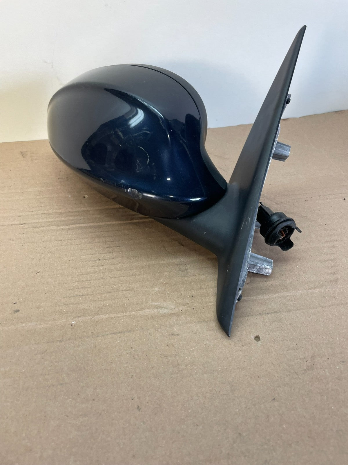 2006 to 2008 BMW 328i 335i Right Passenger RH Side View Door Mirror AG9964 DG1
