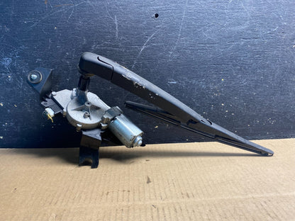 2016 - 2018 Kia Sorento Rear Glass Windshield Wiper Motor Z4763 DG0