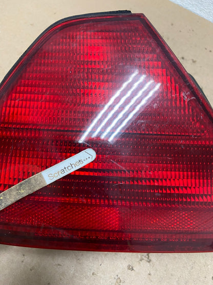 1998 - 2002 Honda Accord Coupe 2-door Left Driver LH Tail Light AG43883