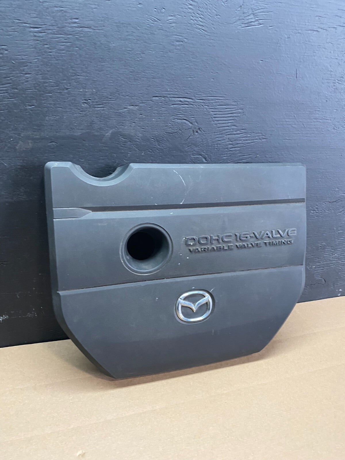 2004 to 2009 Mazda 3 DOHC 16 VALVE Engine Shield Top Cover D2534 PS1