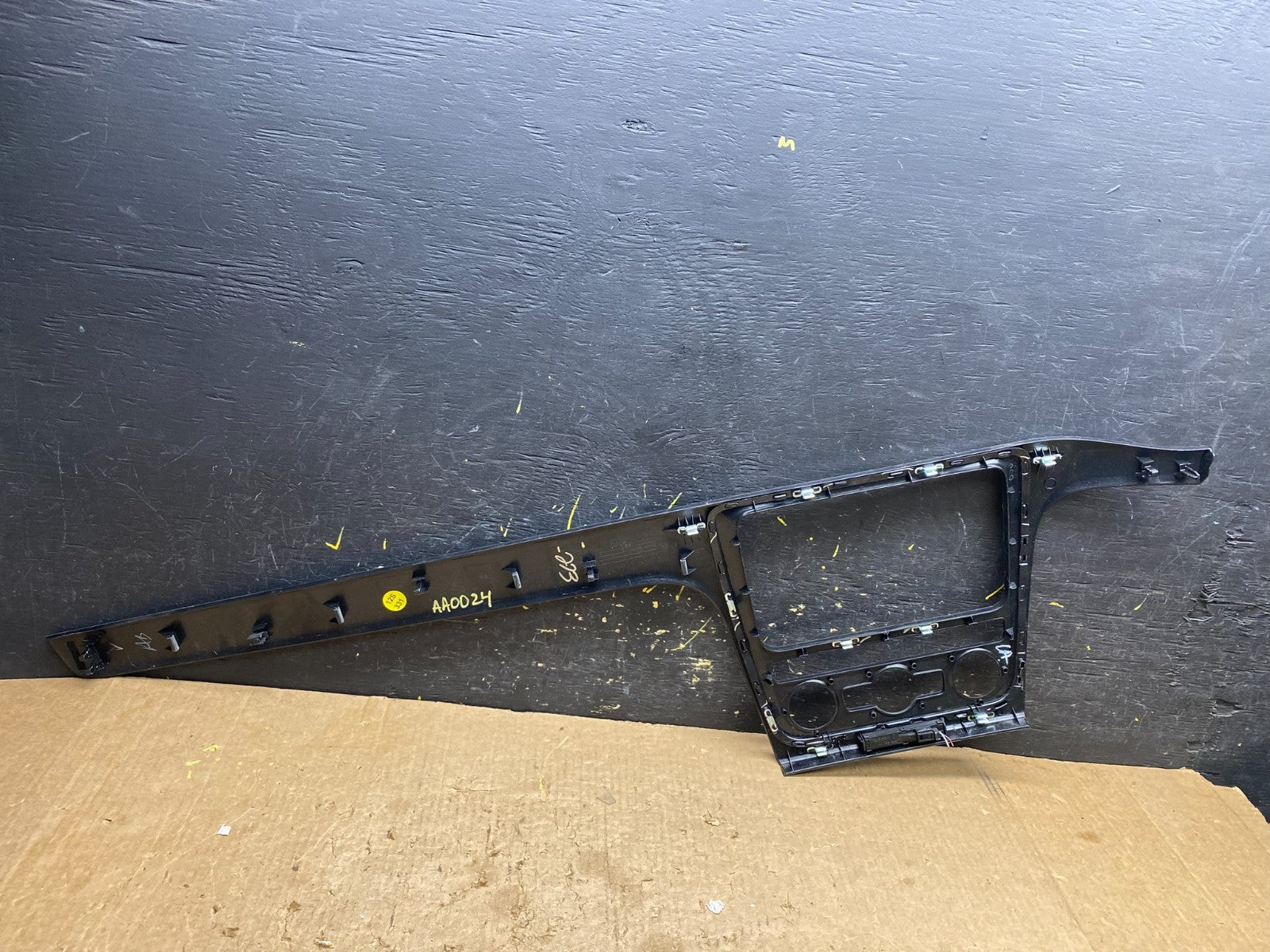 2012 to 2015 Volkswagen Passat Radio Dashboard Bezel Trim Cover OEM AA0024  DG3