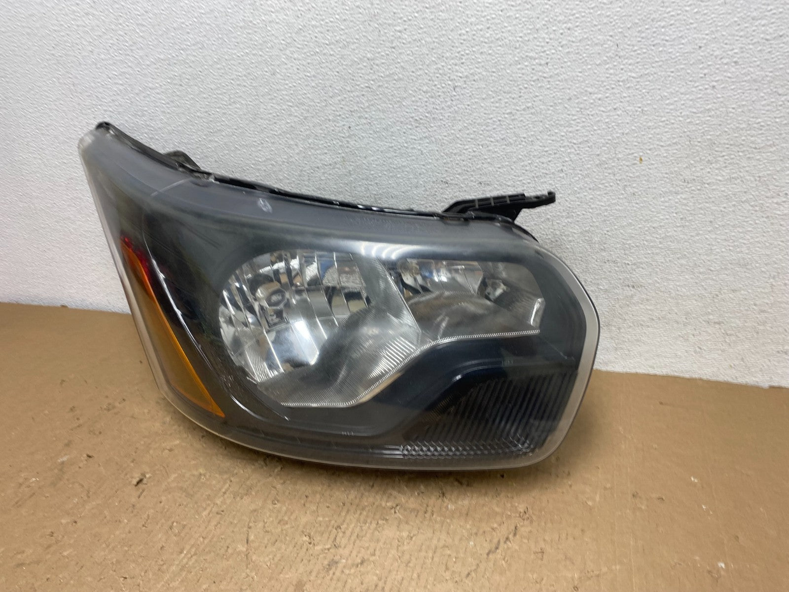 2015-2019 Ford Transit VAN Right Passenger Halogen Black Headlight AD8822 DW1