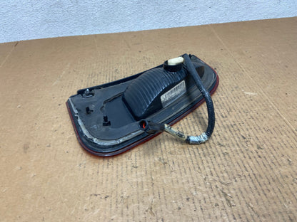 2003-2006 Lincoln Navigator Right Passenger Rh Tail Light Inner AE0266 LK4