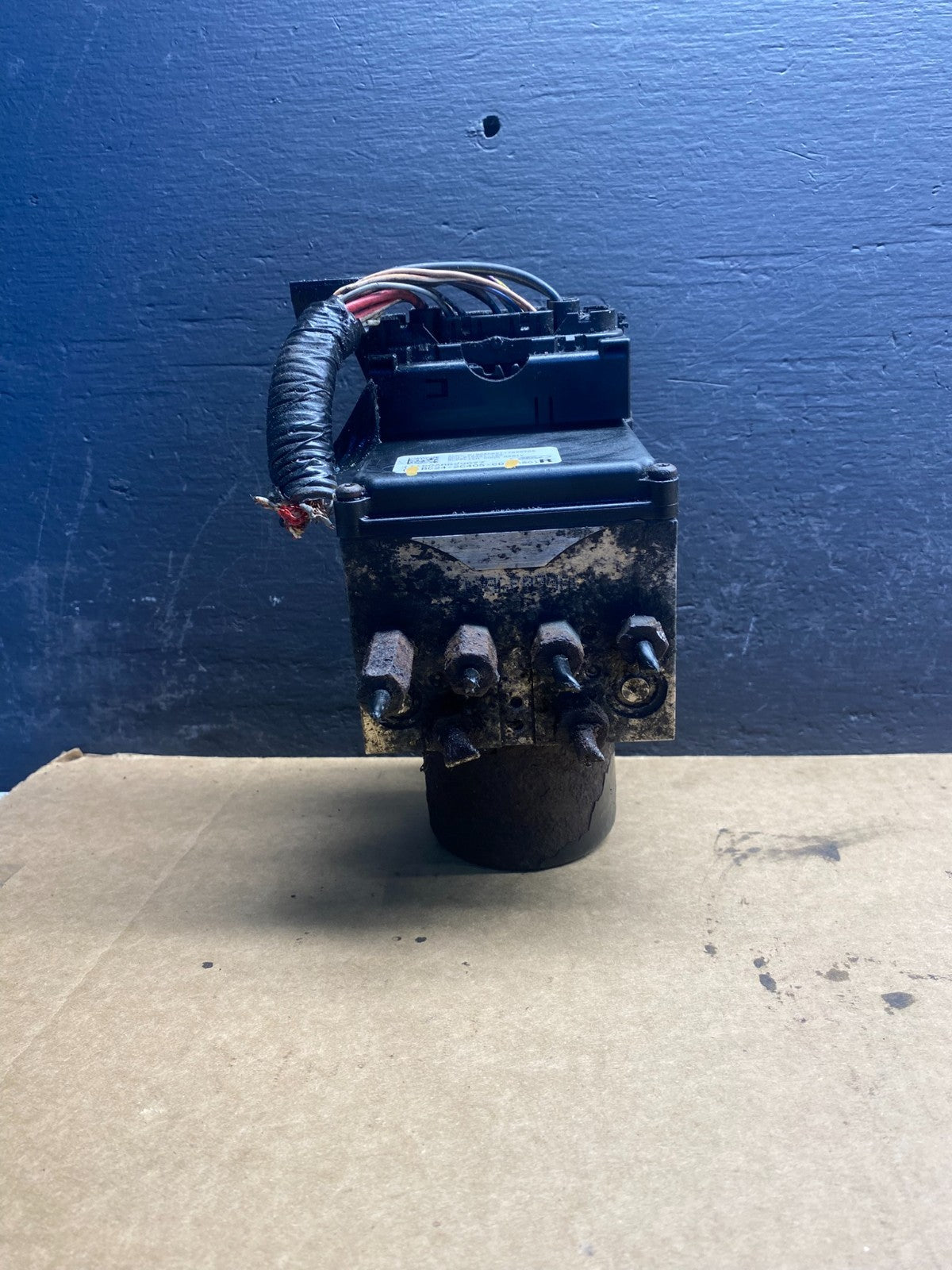 2011 - 2014 Ford E250 E350 Van ABS Anti Lock Brake Pump Module ac7065 DG1