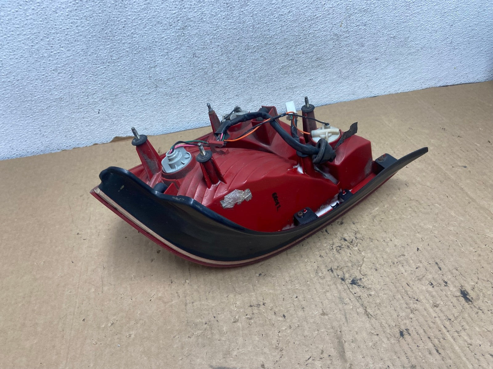 2001-2003 Sedan Hyundai Elantra Left Driver Lh Side Tail Light AG2350 LK5