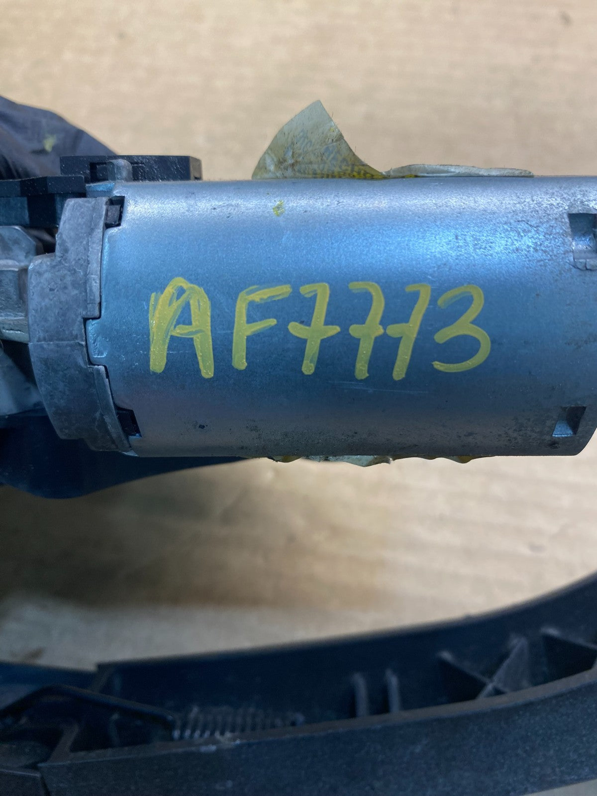 2011 to 2019 Ford Explorer Rear Windshield Wiper Motor af7773 DG7