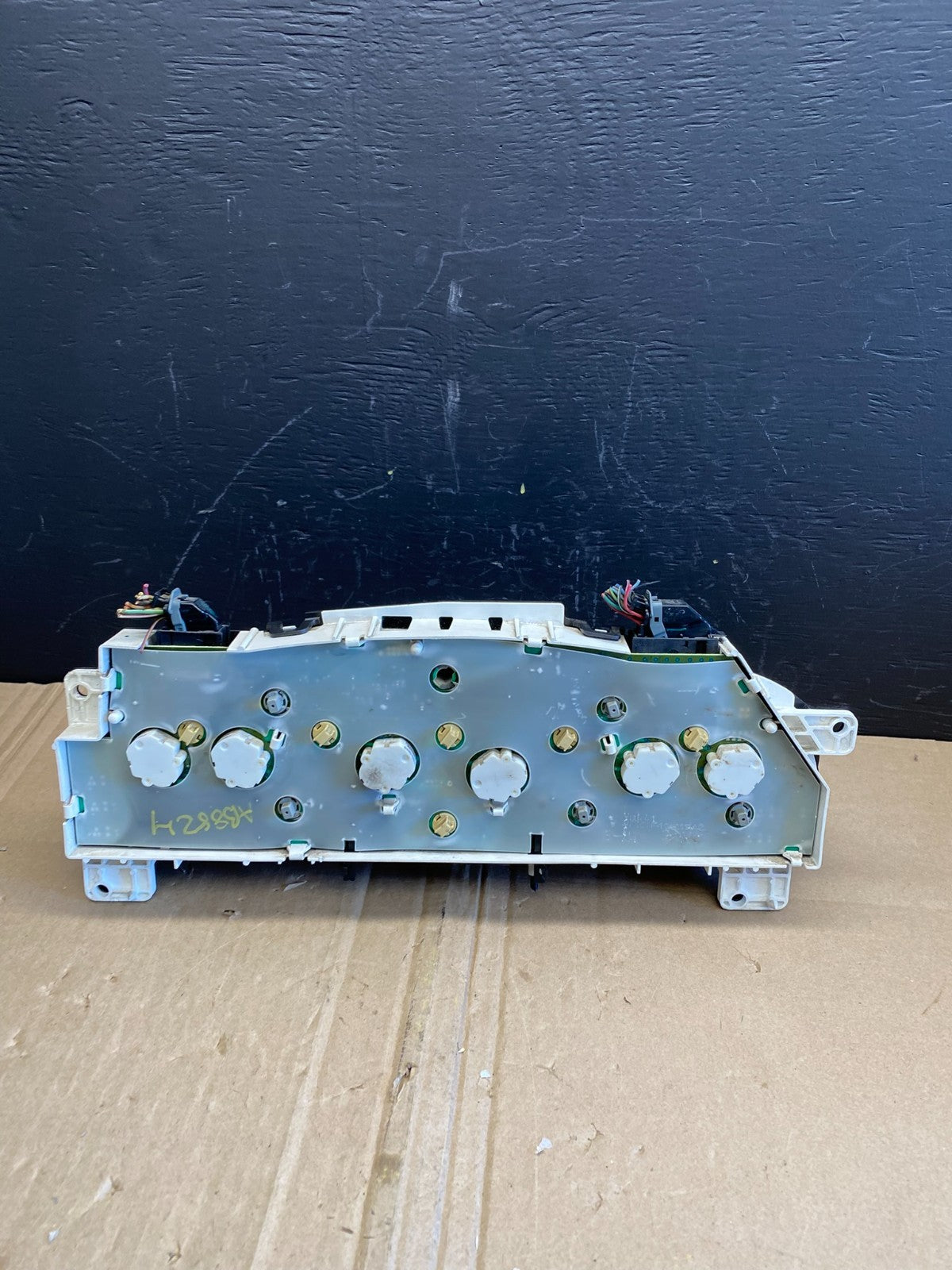 2004 2005 Ford Explorer Speedometer Cluster Gauge Oem ab8824 DG3