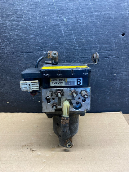 2004 - 2009 Toyota Prius ABS Brake Pump Anti Lock Module AI0136 DW1
